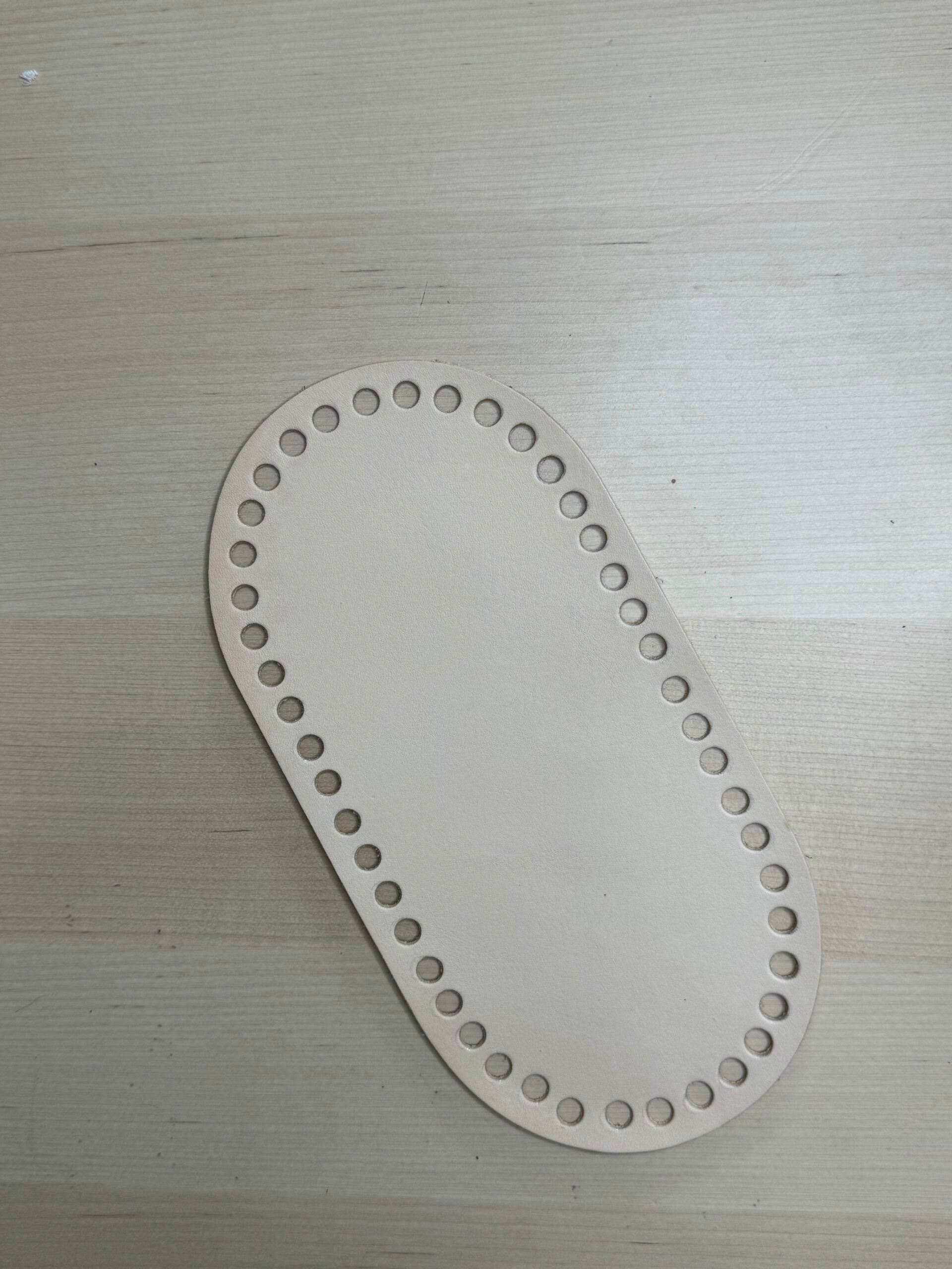 Bőr táska alj - 10 cm x 23 cm- natúr | Anyafonja.hu