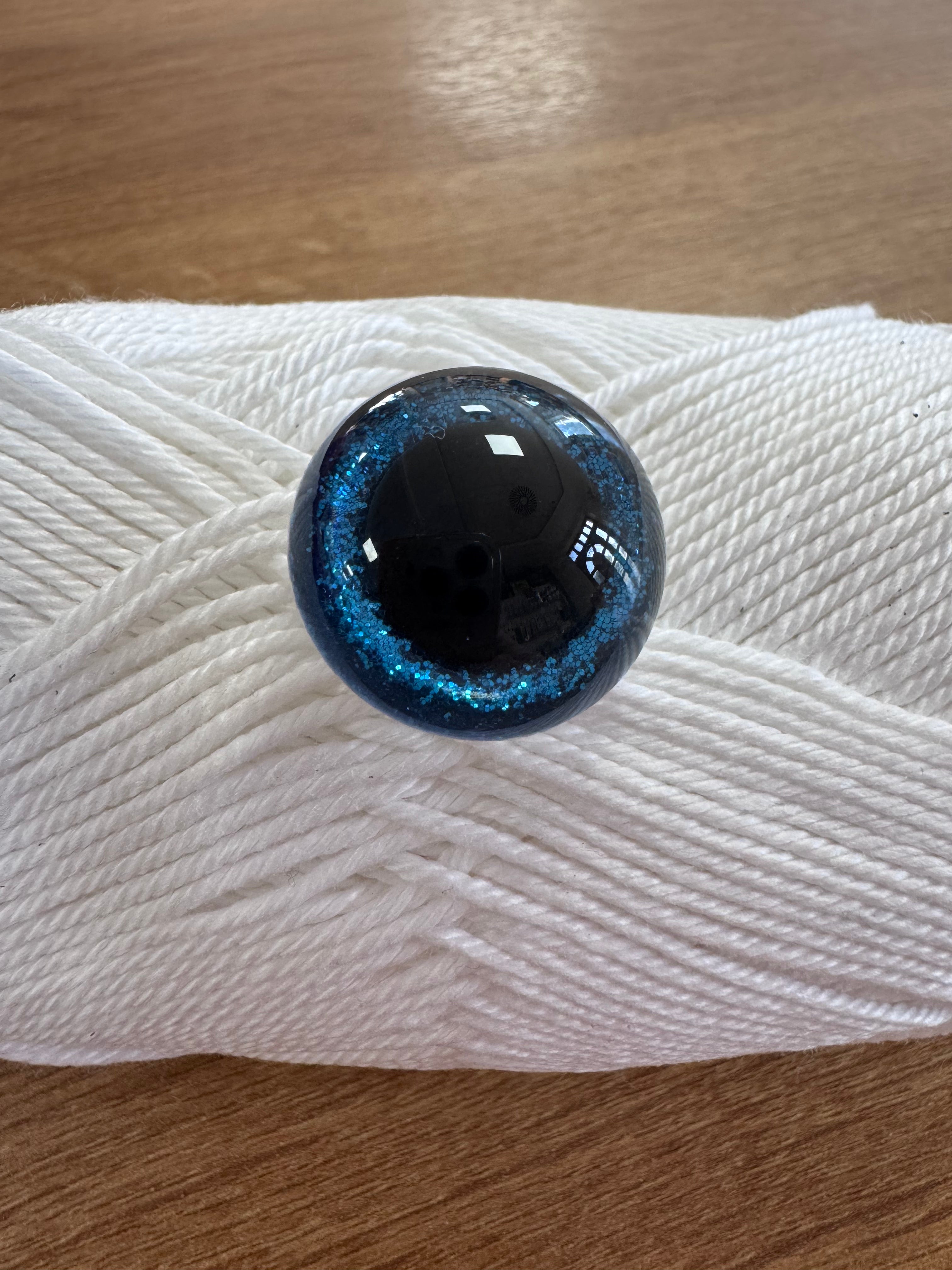 Csillogós kék szem 22mm
