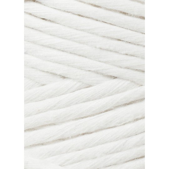 Bobbiny makramé fonal 3 mm - Off White | Anyafonja.hu
